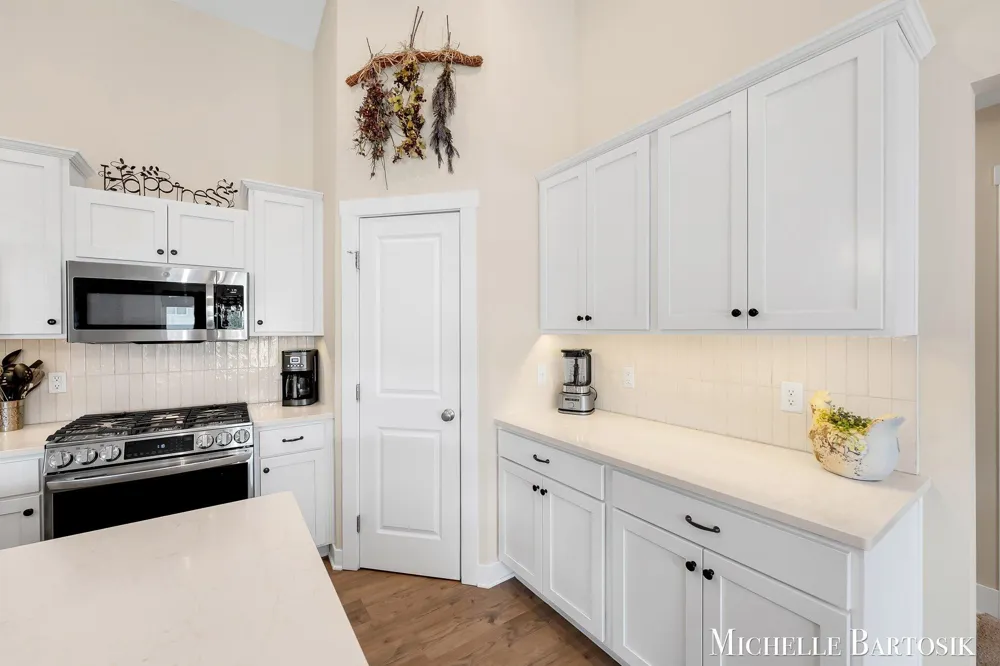 469 Seneca Ridge Drive Middleville, MI 49333