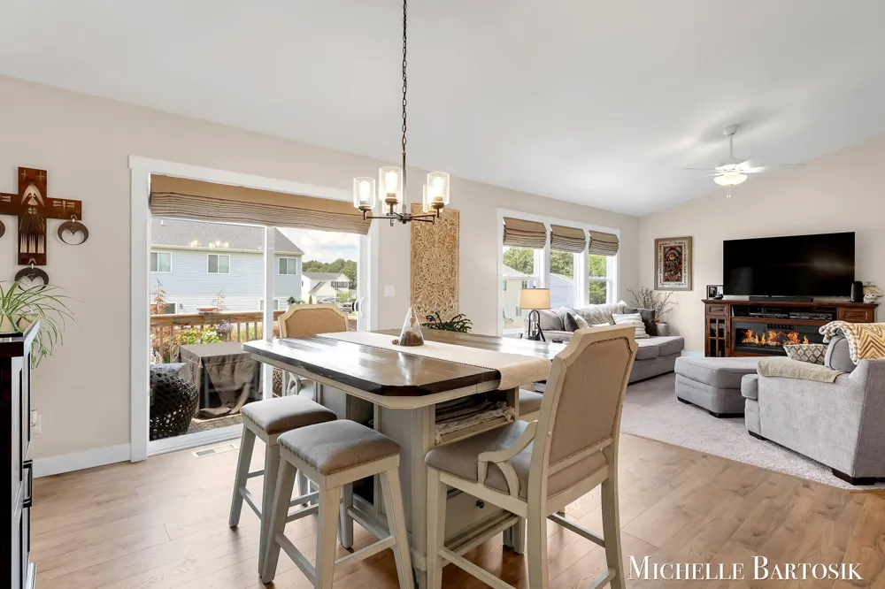 469 Seneca Ridge Drive Middleville, MI 49333