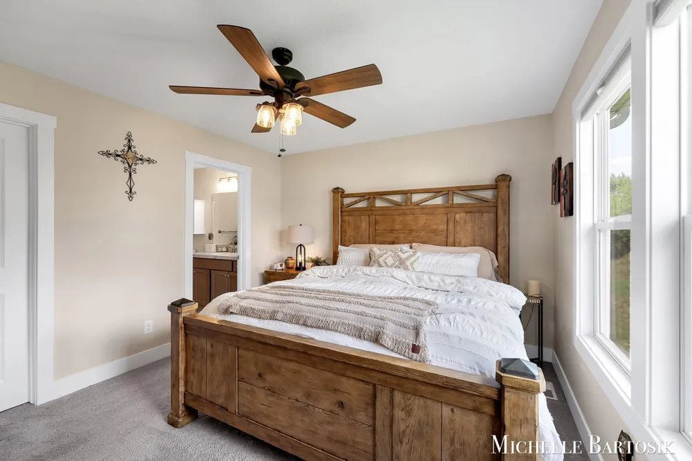 469 Seneca Ridge Drive Middleville, MI 49333