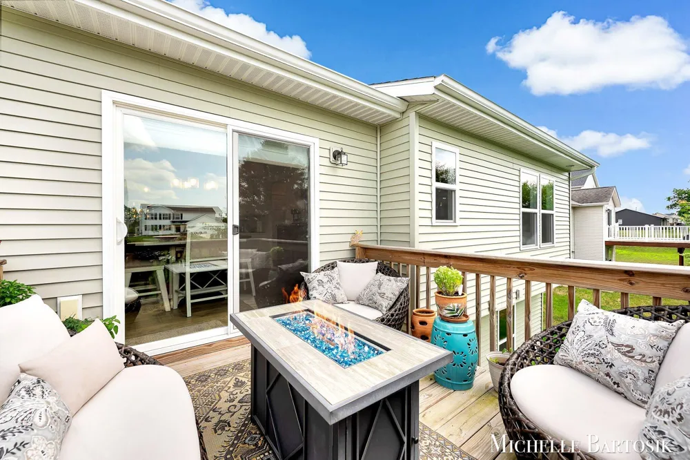 469 Seneca Ridge Drive Middleville, MI 49333