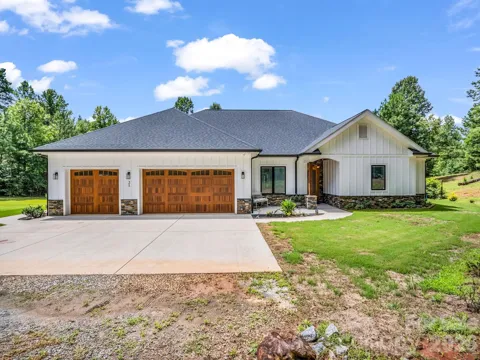 21 Rock Ridge Road