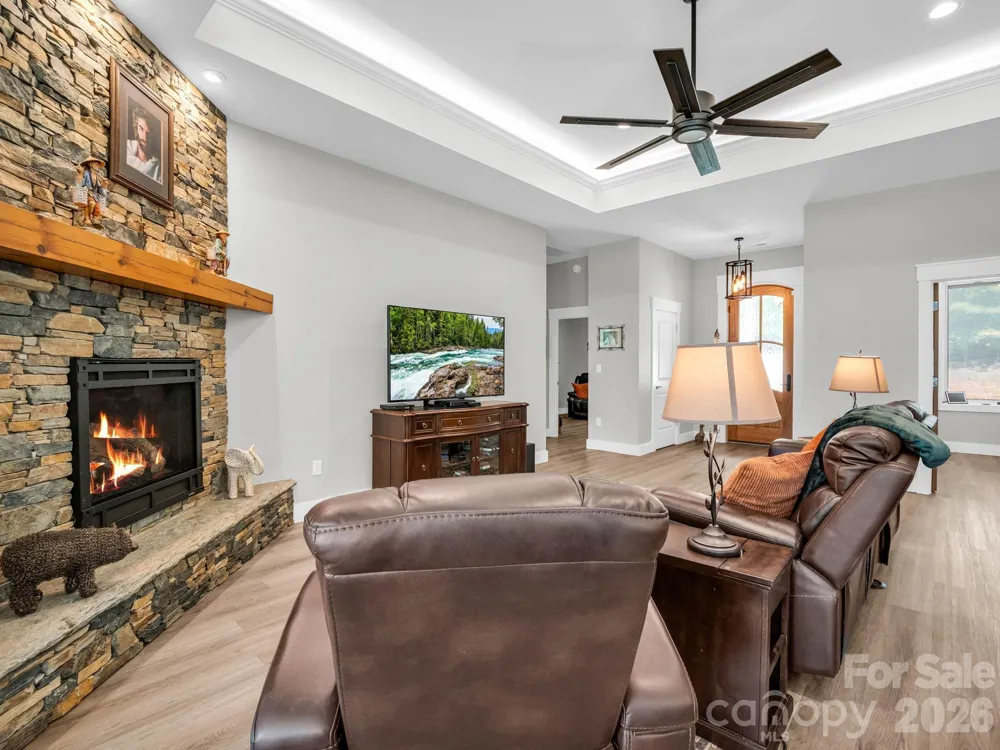21 Rock Ridge Road Mill Spring, NC 28756