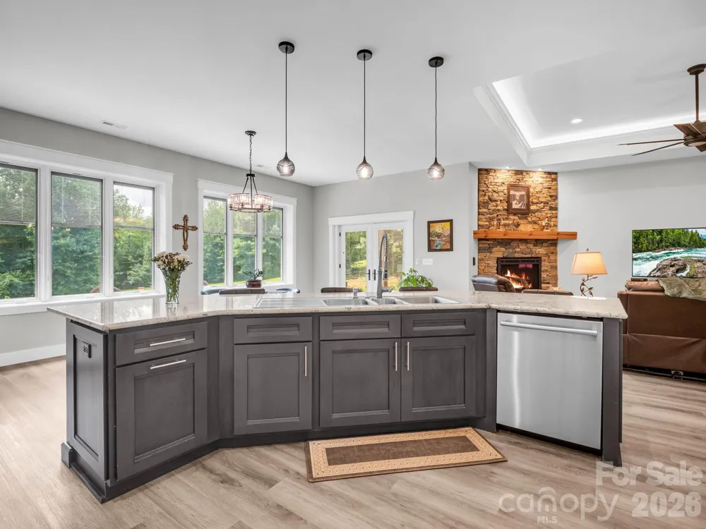 21 Rock Ridge Road Mill Spring, NC 28756