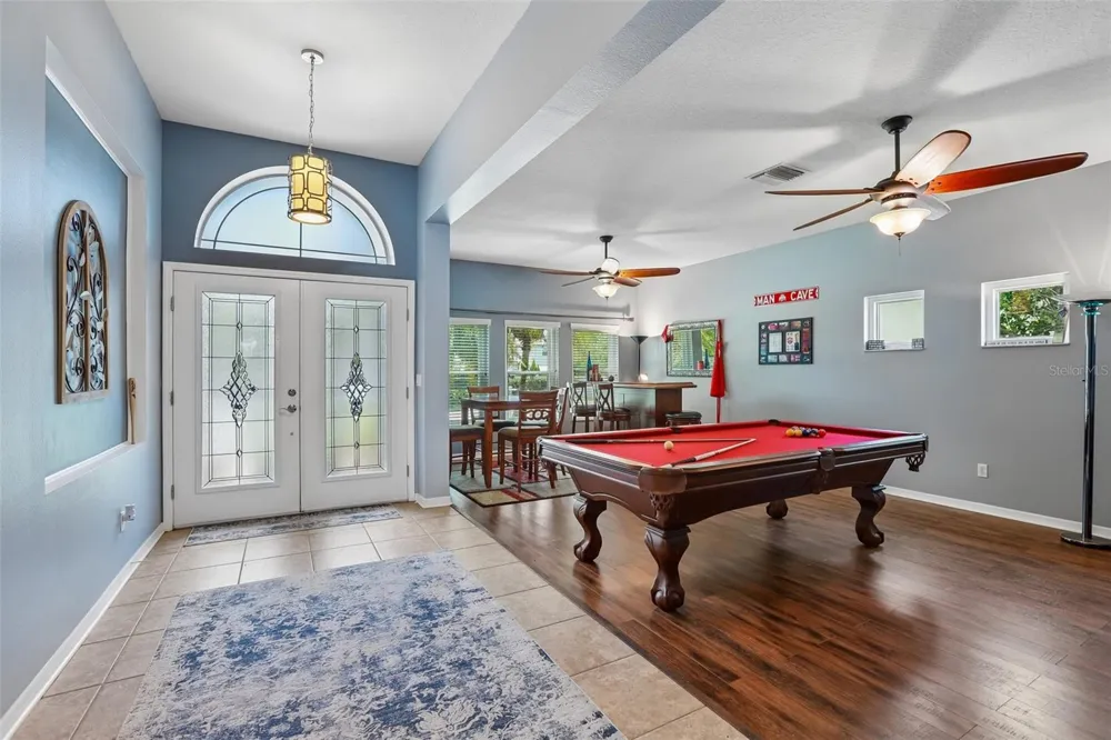 809 SEMINOLE SKY DRIVE Ruskin, FL 33570