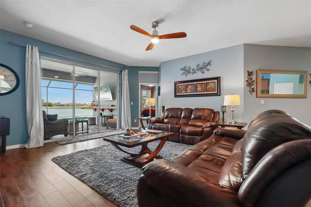 809 SEMINOLE SKY DRIVE Ruskin, FL 33570