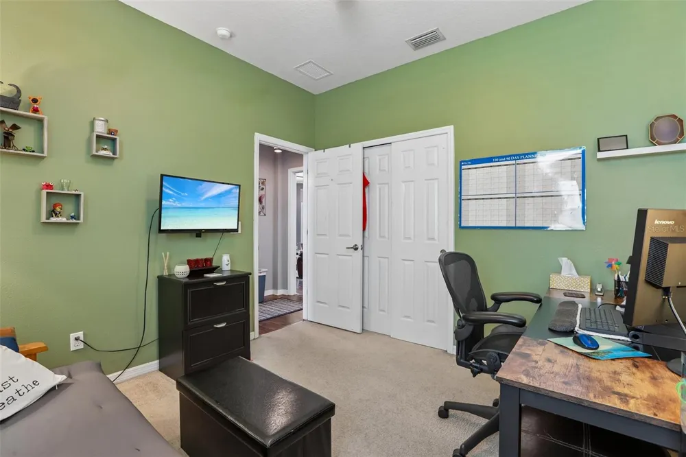 809 SEMINOLE SKY DRIVE Ruskin, FL 33570