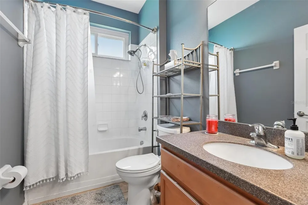 809 SEMINOLE SKY DRIVE Ruskin, FL 33570
