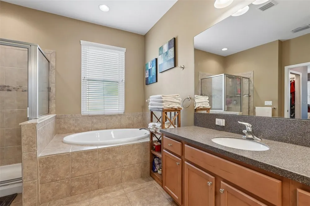 809 SEMINOLE SKY DRIVE Ruskin, FL 33570