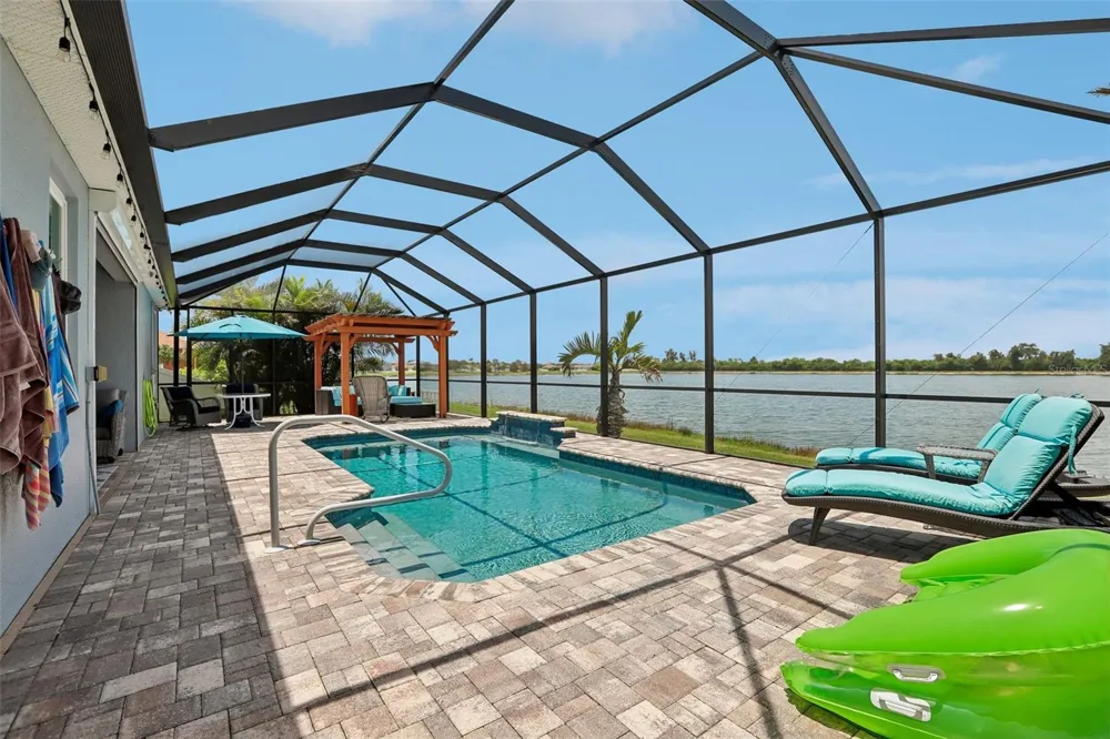 809 SEMINOLE SKY DRIVE Ruskin, FL 33570