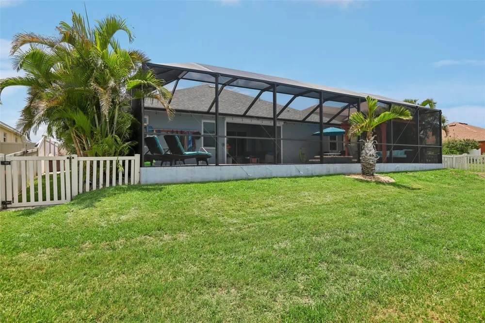 809 SEMINOLE SKY DRIVE Ruskin, FL 33570