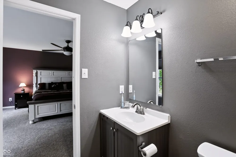 8394 S Shady Trail Drive Pendleton, IN 46064