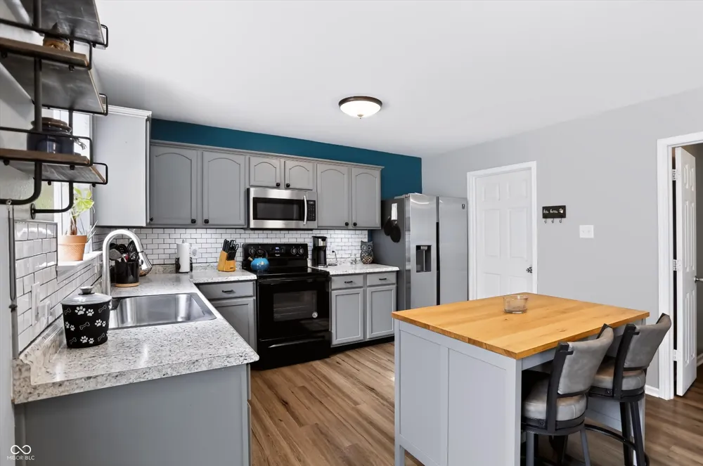 8394 S Shady Trail Drive Pendleton, IN 46064