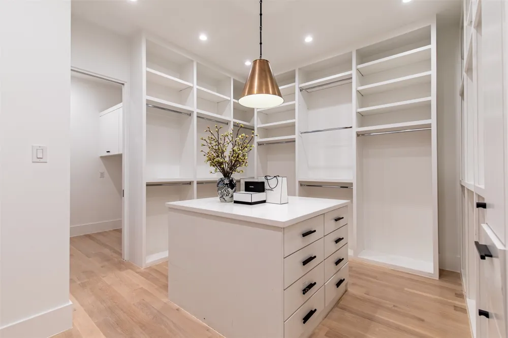 6979 Bob O Link Drive Dallas, TX 75214