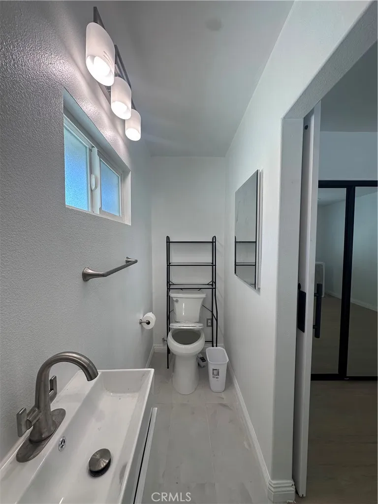 11209 Emery El Monte, CA 91731