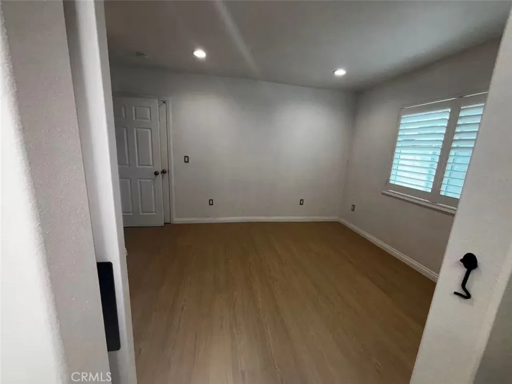 11209 Emery El Monte, CA 91731