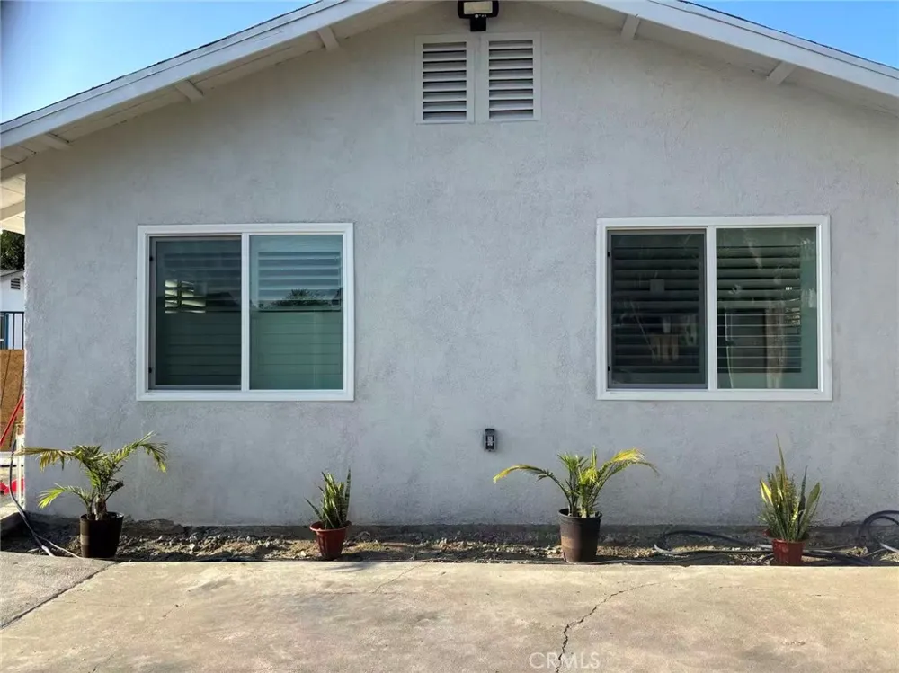11209 Emery El Monte, CA 91731