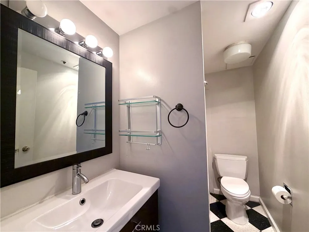 601 Van Ness #711 San Francisco, CA 94102