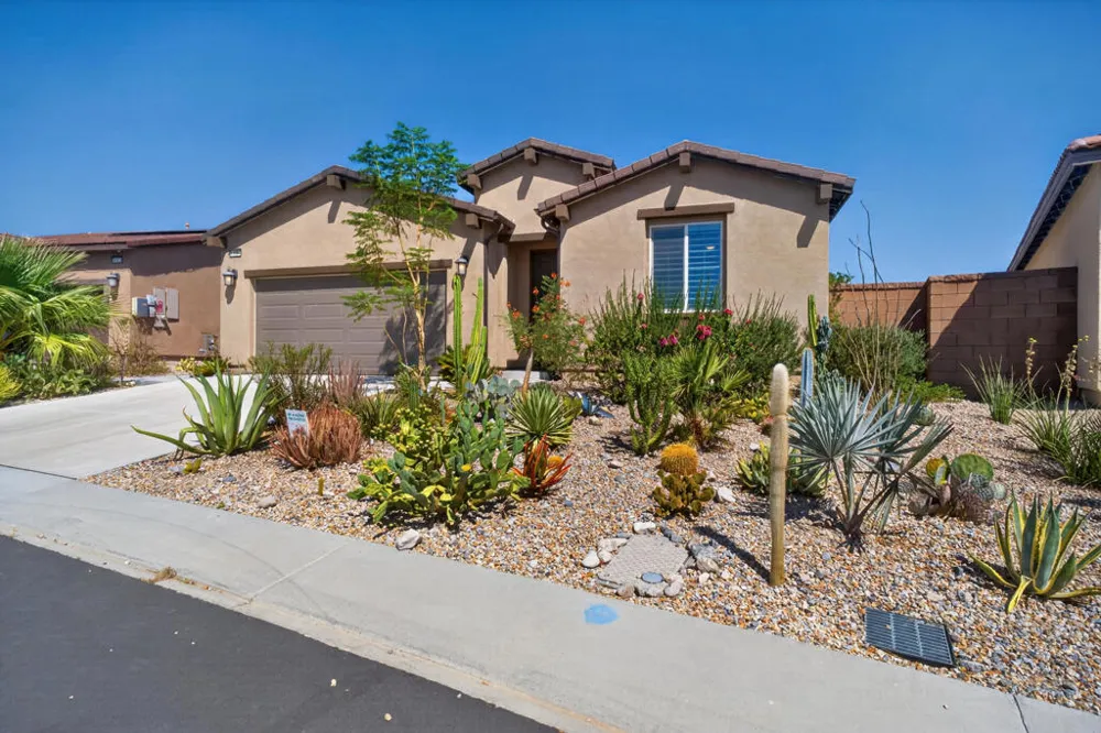 11884 E Crescent Street Desert Hot Springs, CA 92240