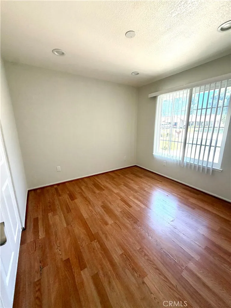 12286 Maxon Chino, CA 91710
