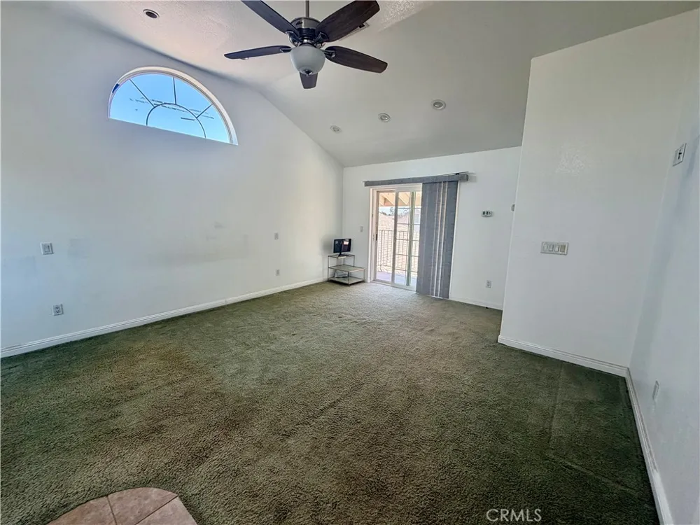 12286 Maxon Chino, CA 91710
