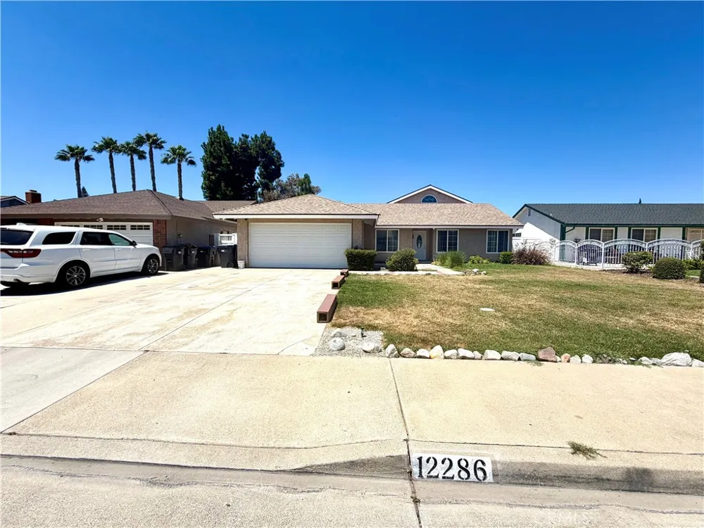 12286 Maxon Chino, CA 91710