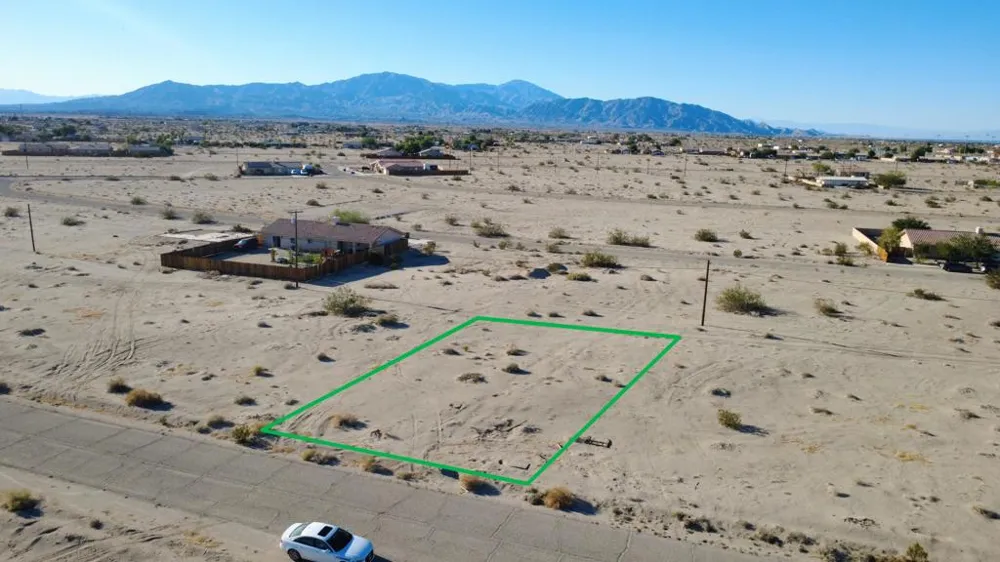 2301 Sand Flower Avenue Thermal, CA 92274