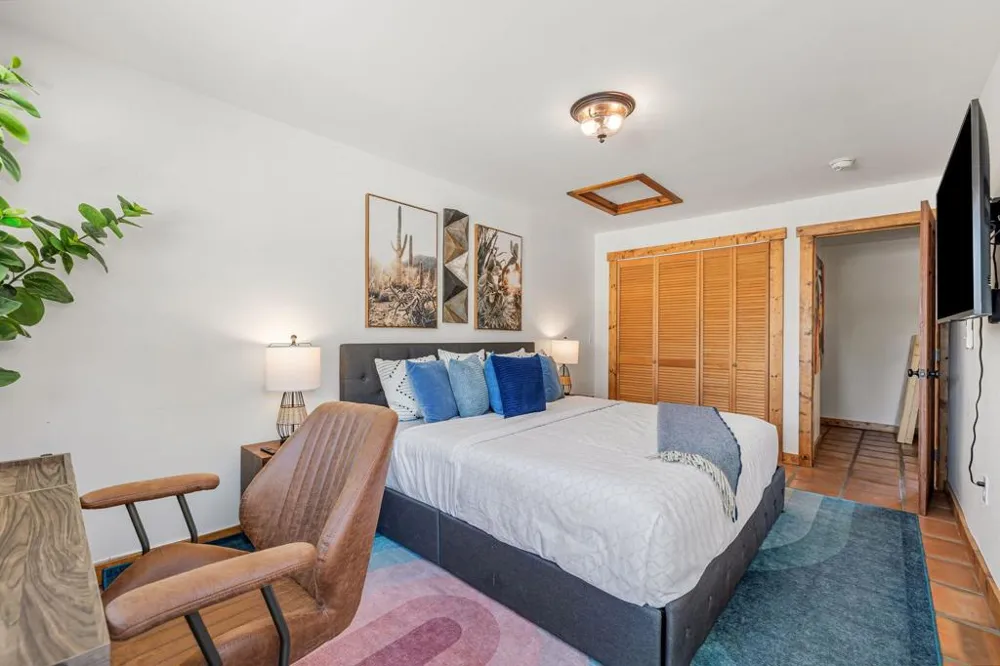 745 E Sunny Dunes Road Palm Springs, CA 92264