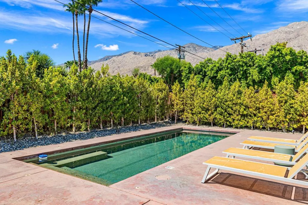 745 E Sunny Dunes Road Palm Springs, CA 92264