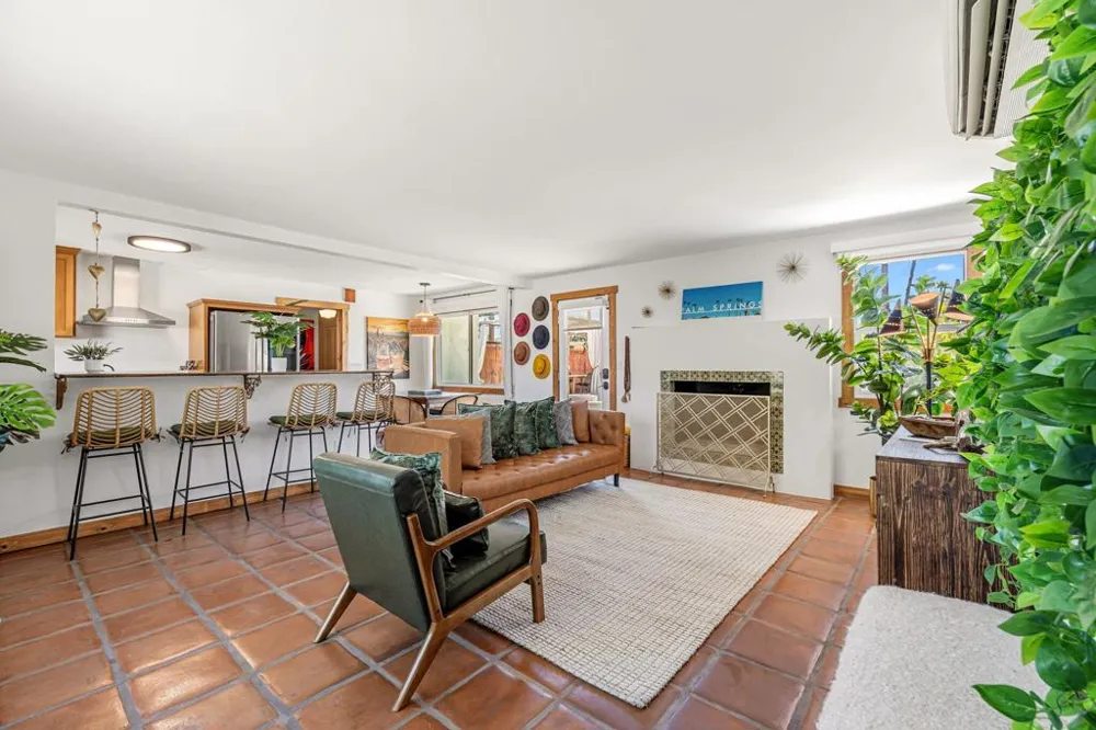 745 E Sunny Dunes Road Palm Springs, CA 92264