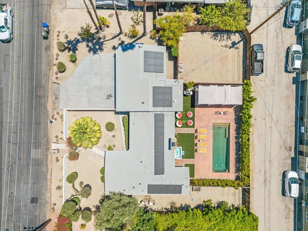 745 E Sunny Dunes Road Palm Springs, CA 92264