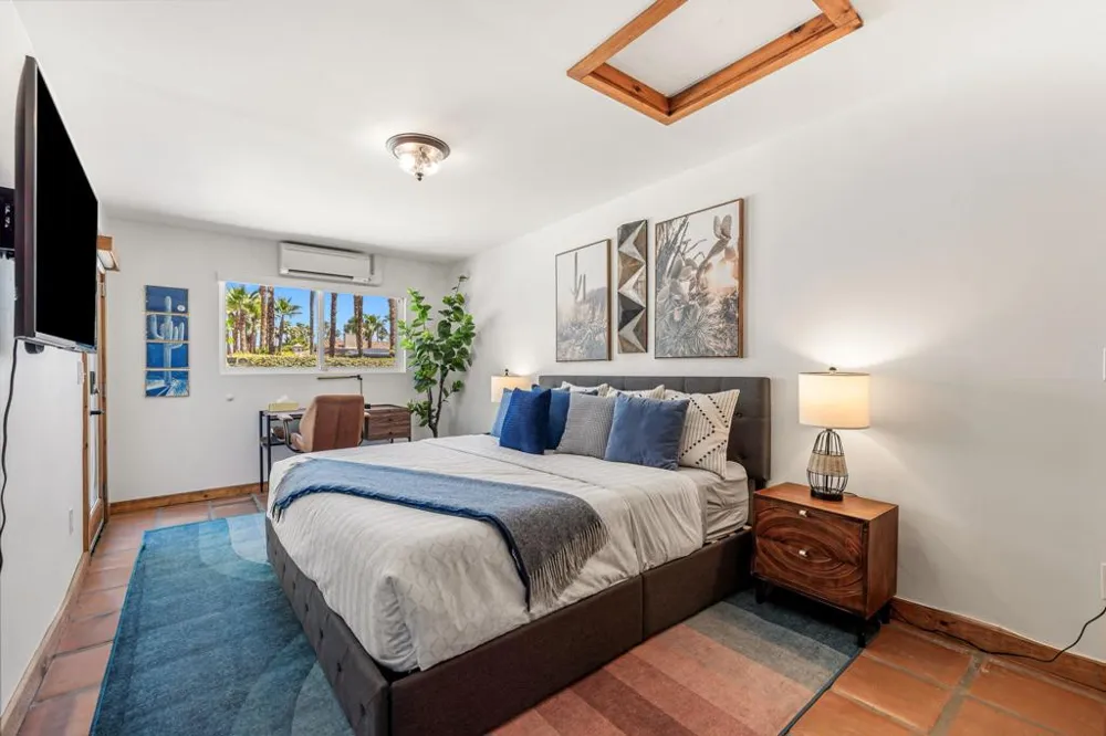 745 E Sunny Dunes Road Palm Springs, CA 92264