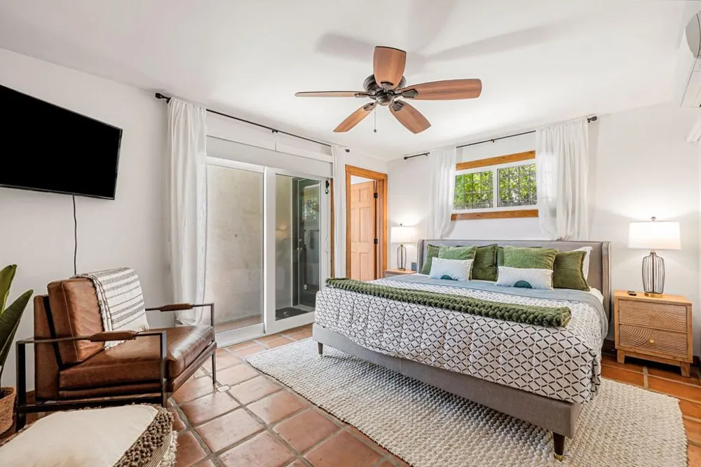 745 E Sunny Dunes Road Palm Springs, CA 92264