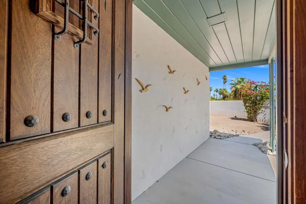 745 E Sunny Dunes Road Palm Springs, CA 92264
