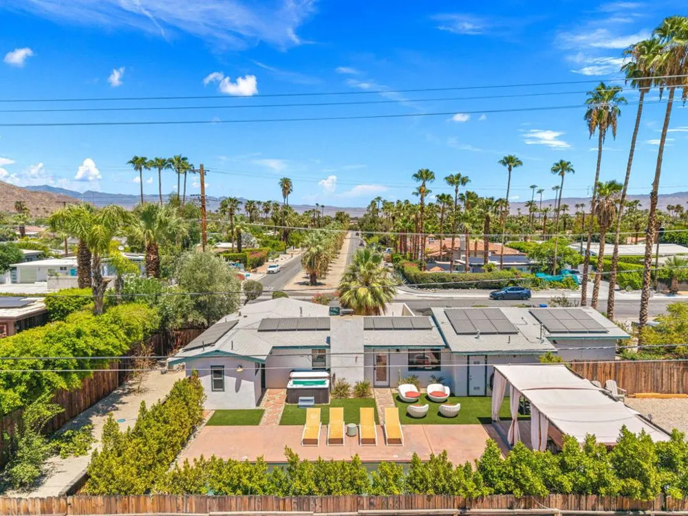 745 E Sunny Dunes Road Palm Springs, CA 92264