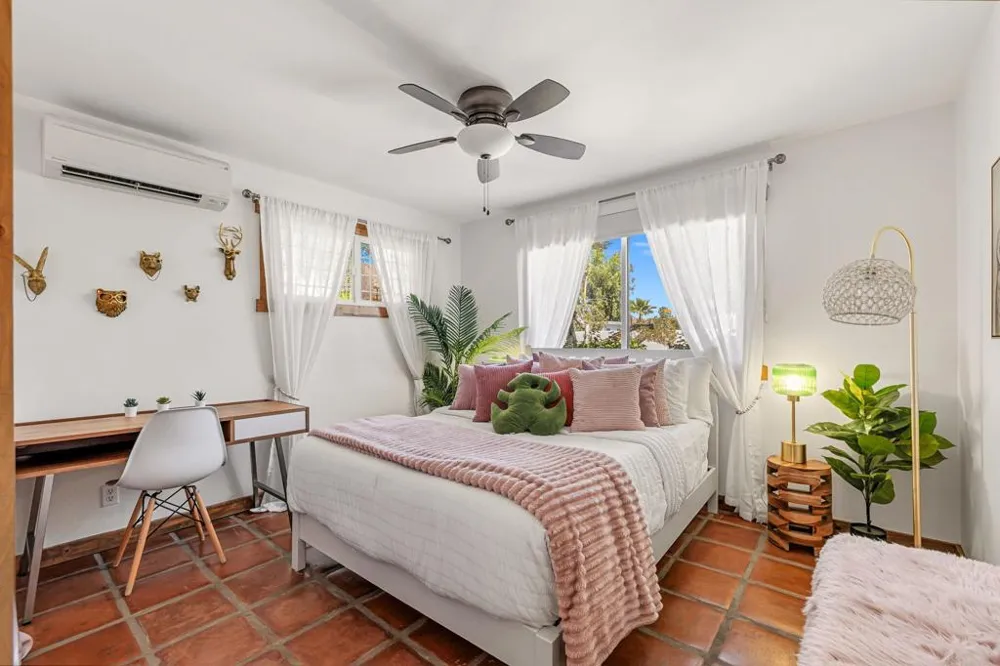 745 E Sunny Dunes Road Palm Springs, CA 92264