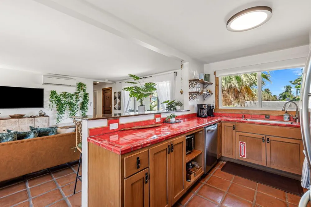 745 E Sunny Dunes Road Palm Springs, CA 92264