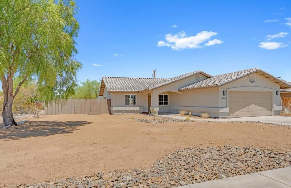 1240 Indian Ocean Avenue Thermal, CA 92274