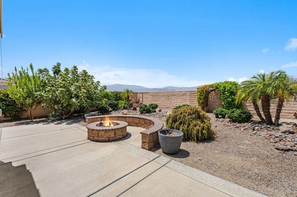 41563 Calle Pampas Indio, CA 92203