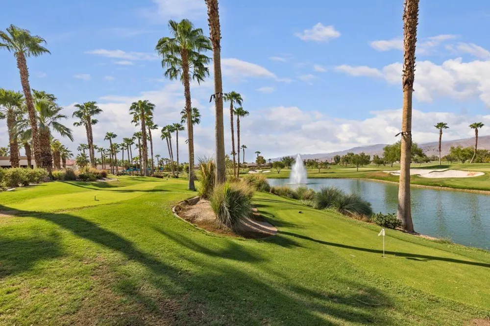 41563 Calle Pampas Indio, CA 92203