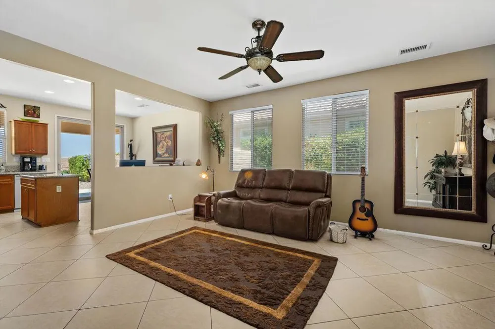 41563 Calle Pampas Indio, CA 92203