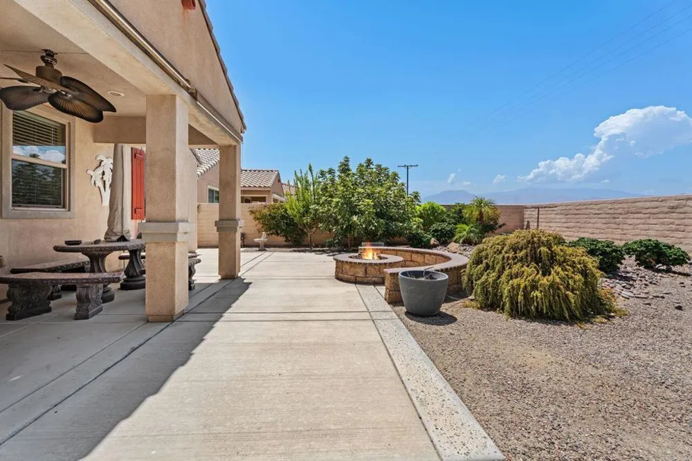 41563 Calle Pampas Indio, CA 92203