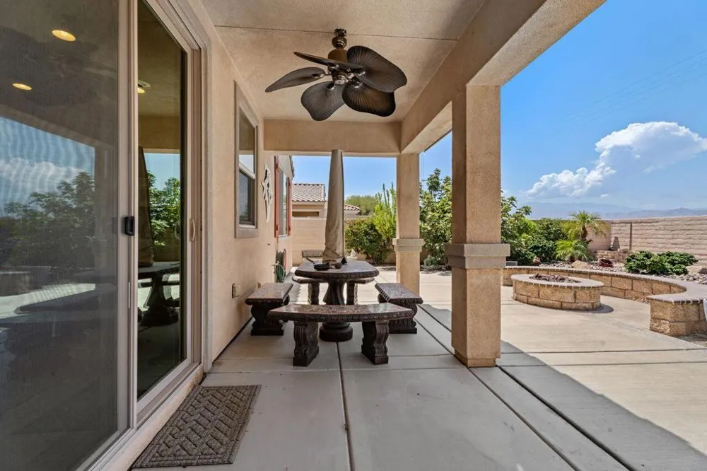 41563 Calle Pampas Indio, CA 92203