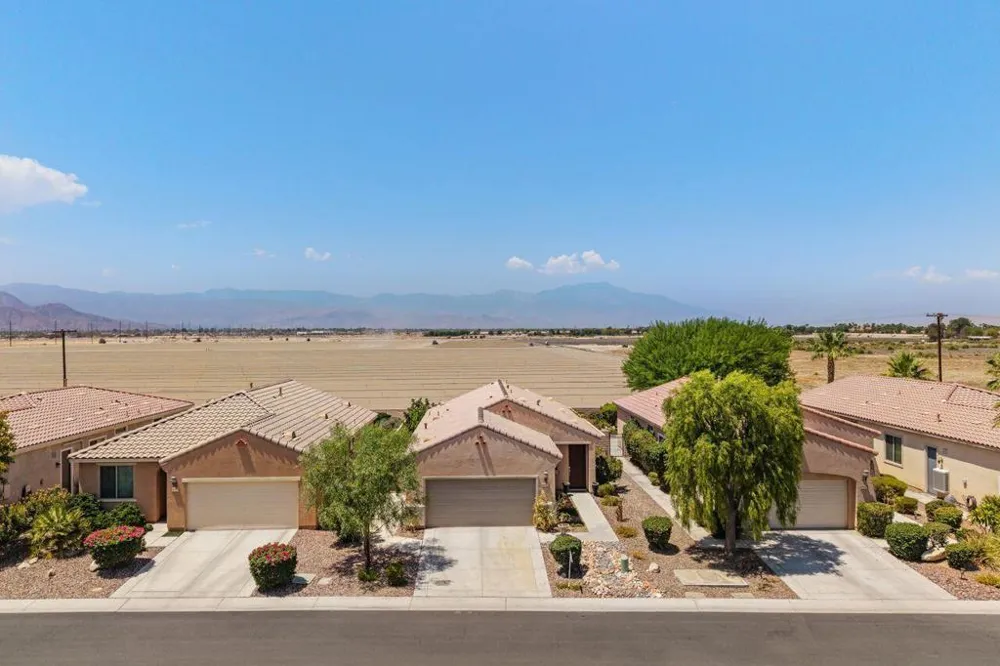 41563 Calle Pampas Indio, CA 92203