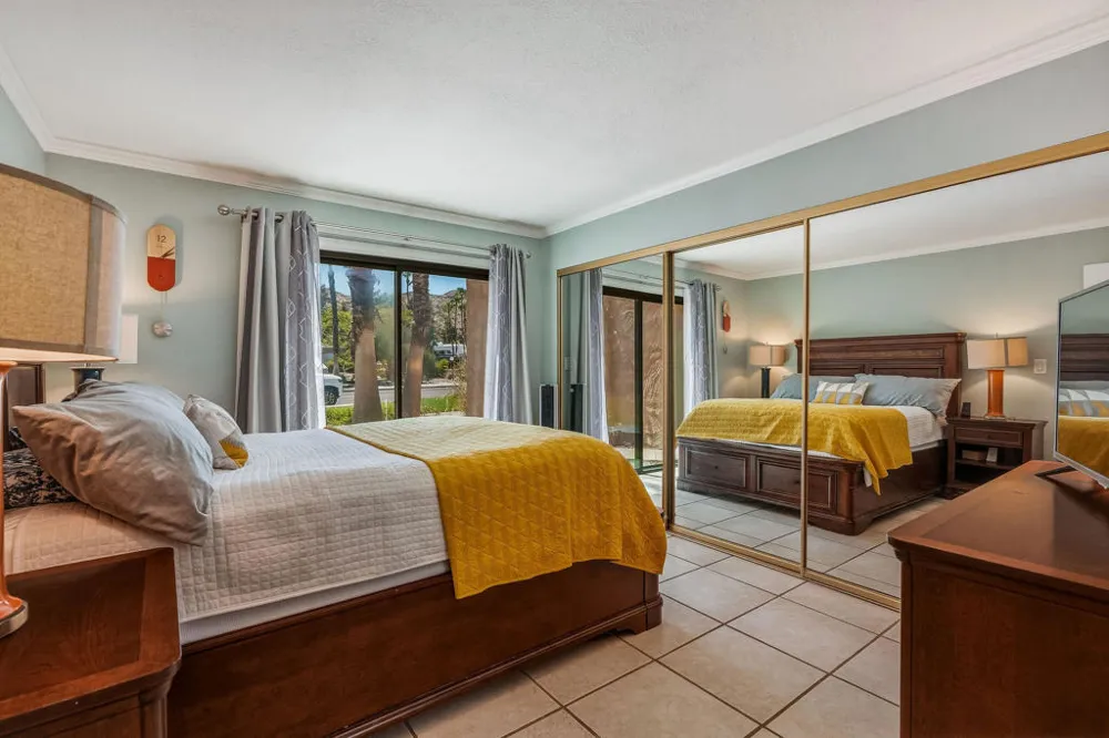 5300 E Waverly Drive #D5 Palm Springs, CA 92264