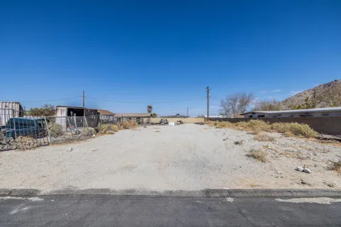 Oreana Avenue