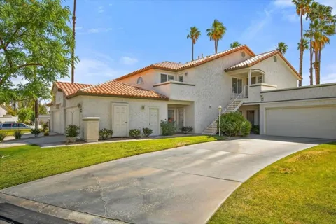 288 Desert Falls Drive E