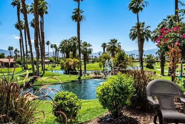 38101 Crocus Lane Palm Desert, CA 92211