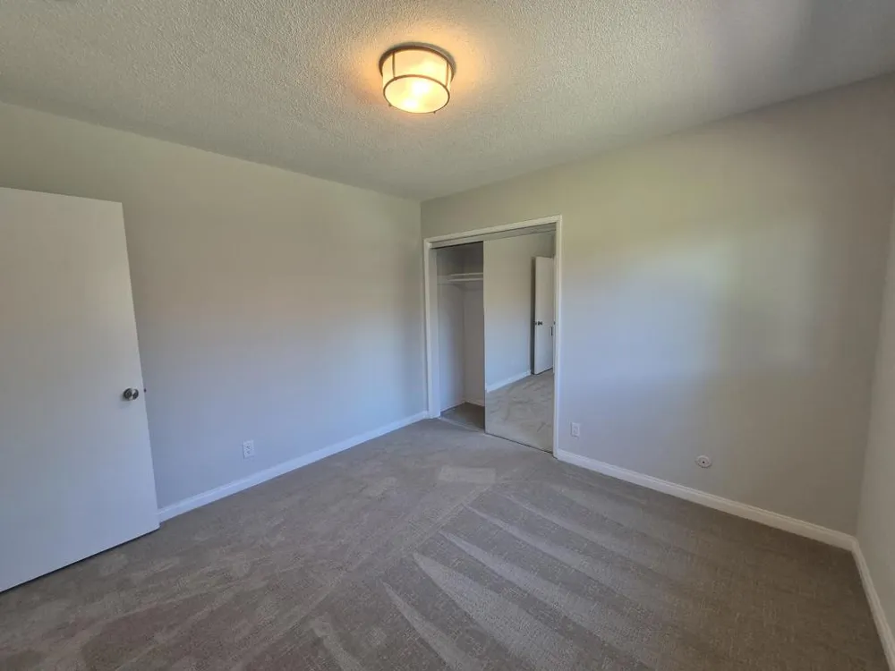4720 Whipple Road Riverside, CA 92506