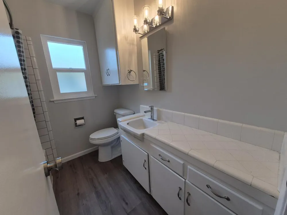 4720 Whipple Road Riverside, CA 92506