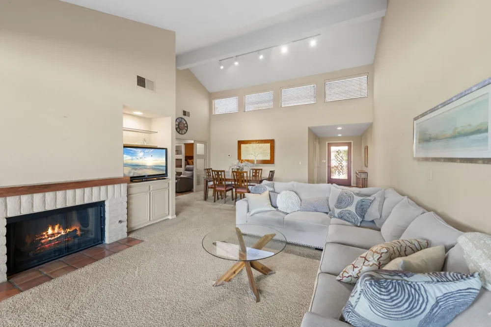 254 La Paz Way Palm Desert, CA 92260